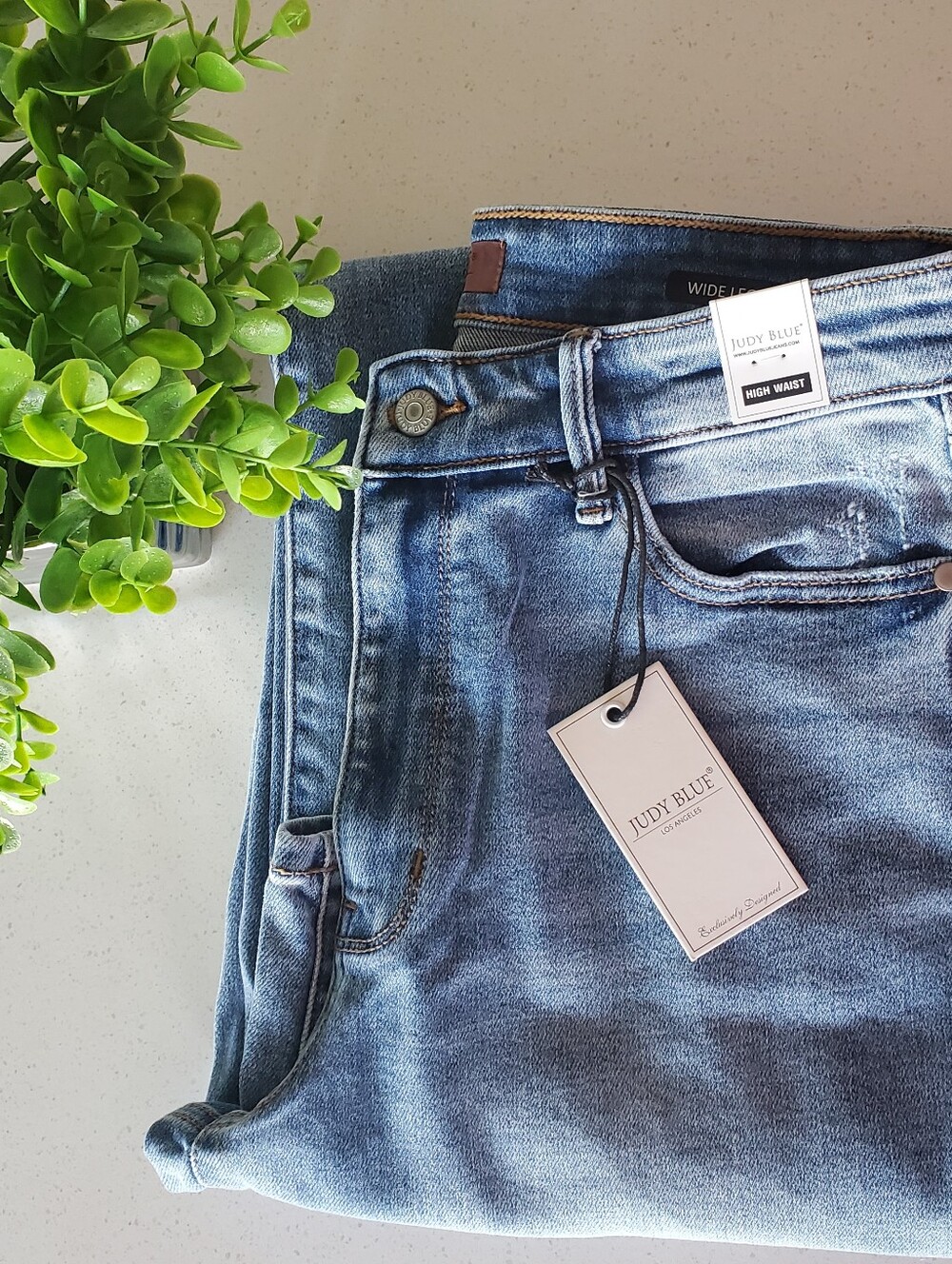NWT Judy Blue Light Blue High Rise Wide Leg Jeans 11/30